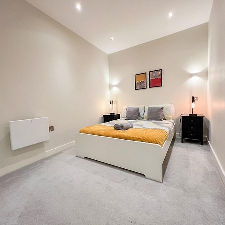 Chic 1-Bedroom Flat In Elephant & Castle, Near The Shard Лондон Экстерьер фото