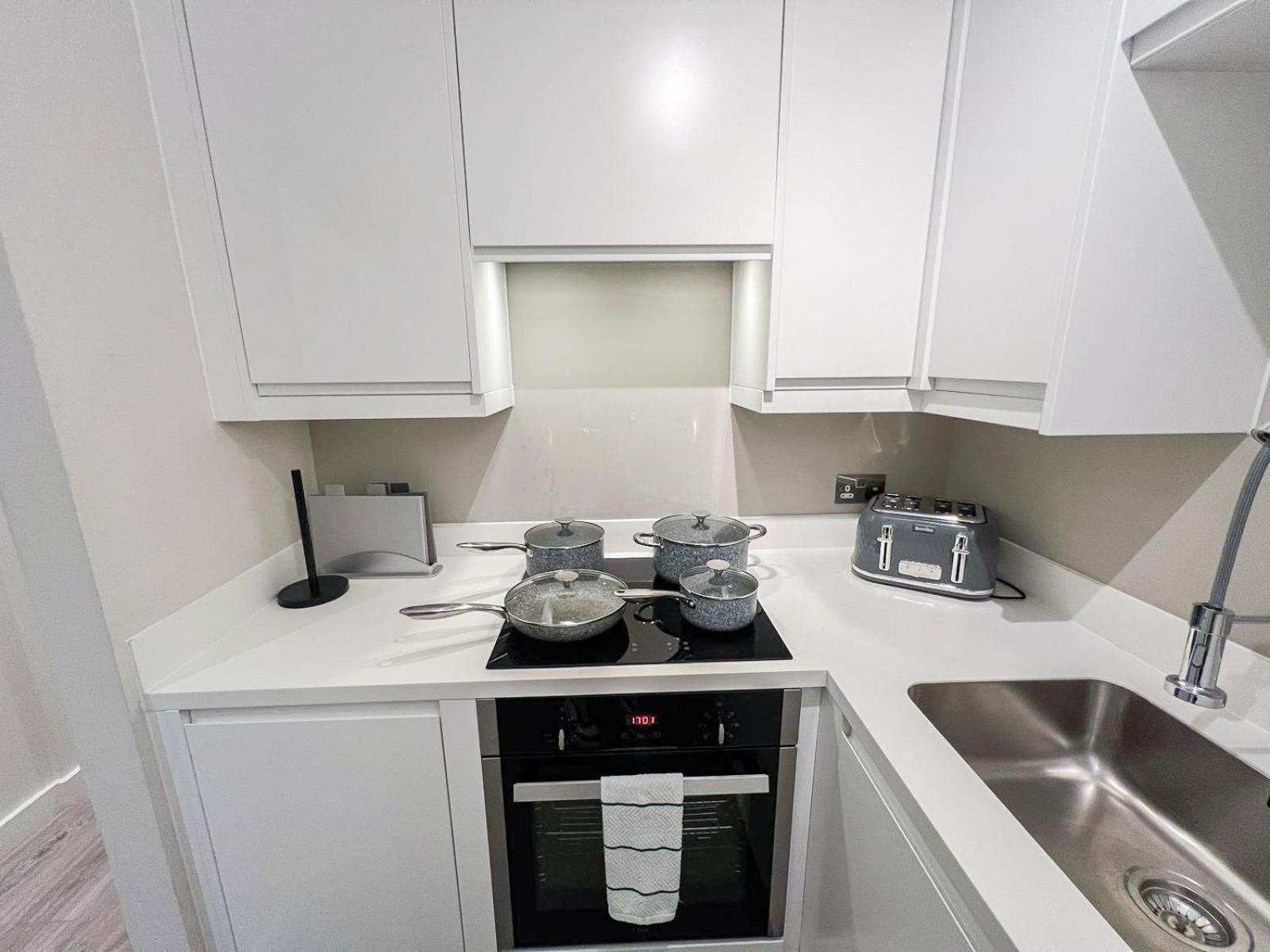 Chic 1-Bedroom Flat In Elephant & Castle, Near The Shard Лондон Экстерьер фото