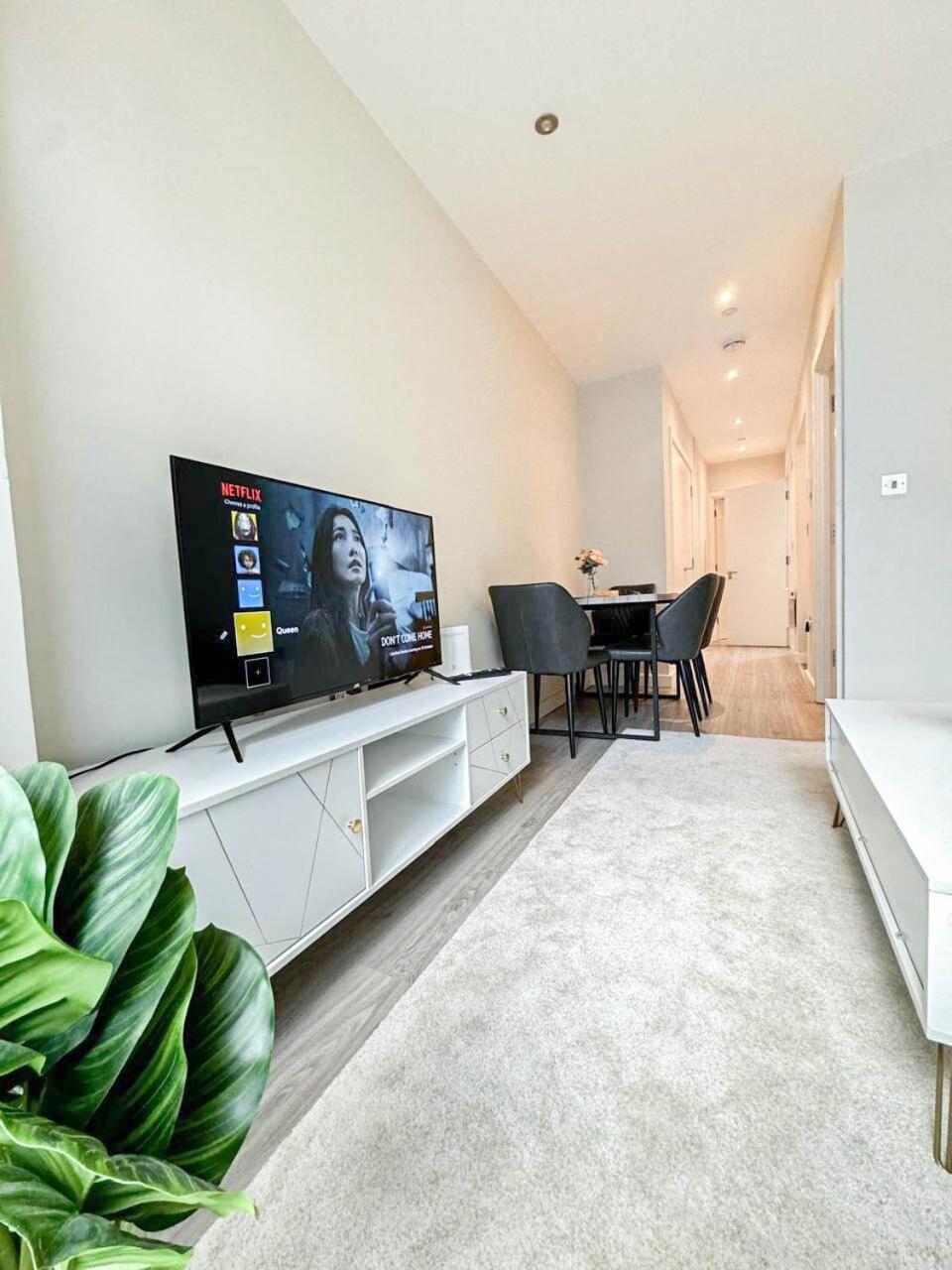 Chic 1-Bedroom Flat In Elephant & Castle, Near The Shard Лондон Экстерьер фото