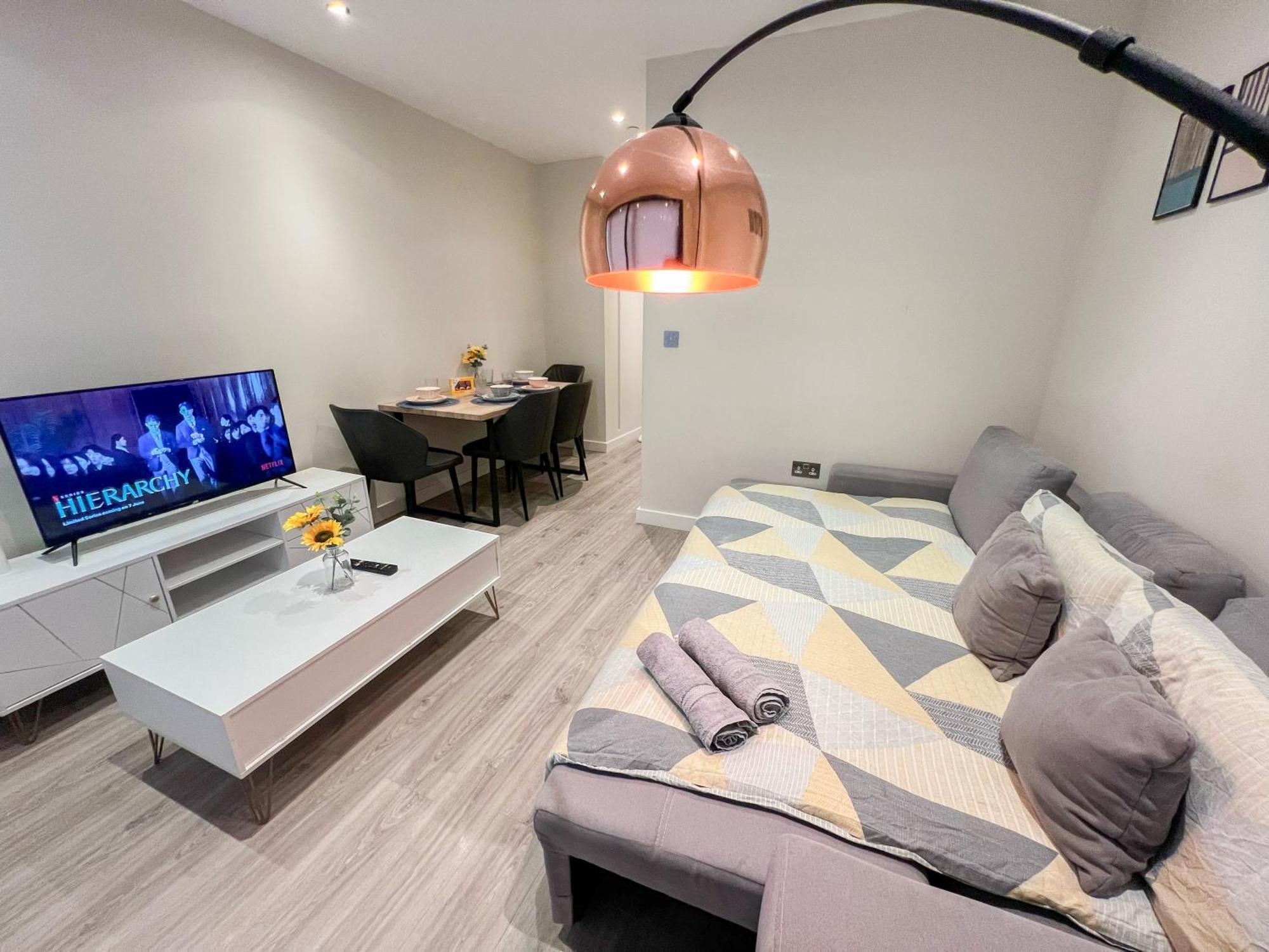 Chic 1-Bedroom Flat In Elephant & Castle, Near The Shard Лондон Экстерьер фото